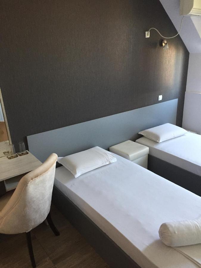 Family Hotel Amor روس المظهر الخارجي الصورة