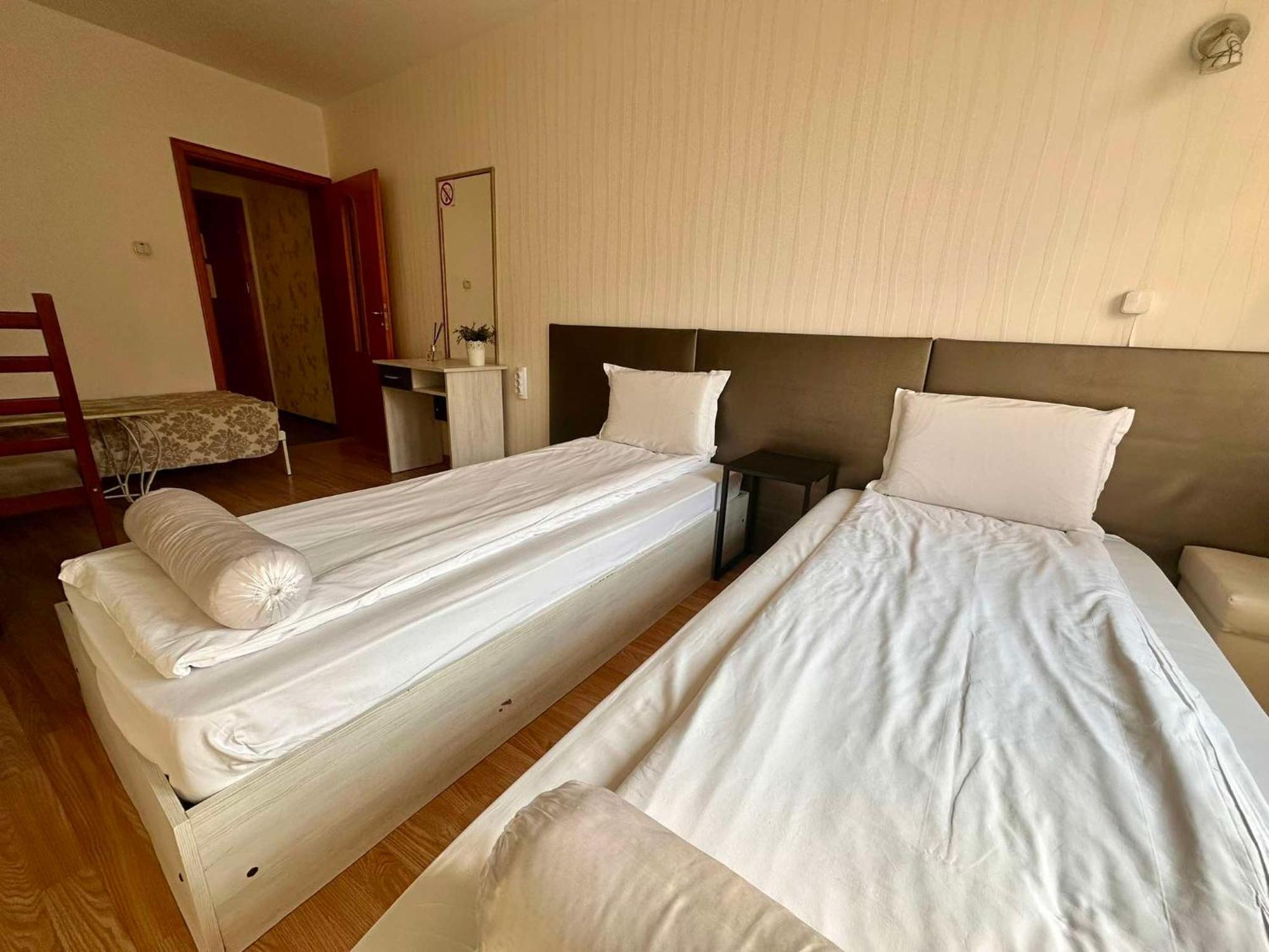 Family Hotel Amor روس المظهر الخارجي الصورة