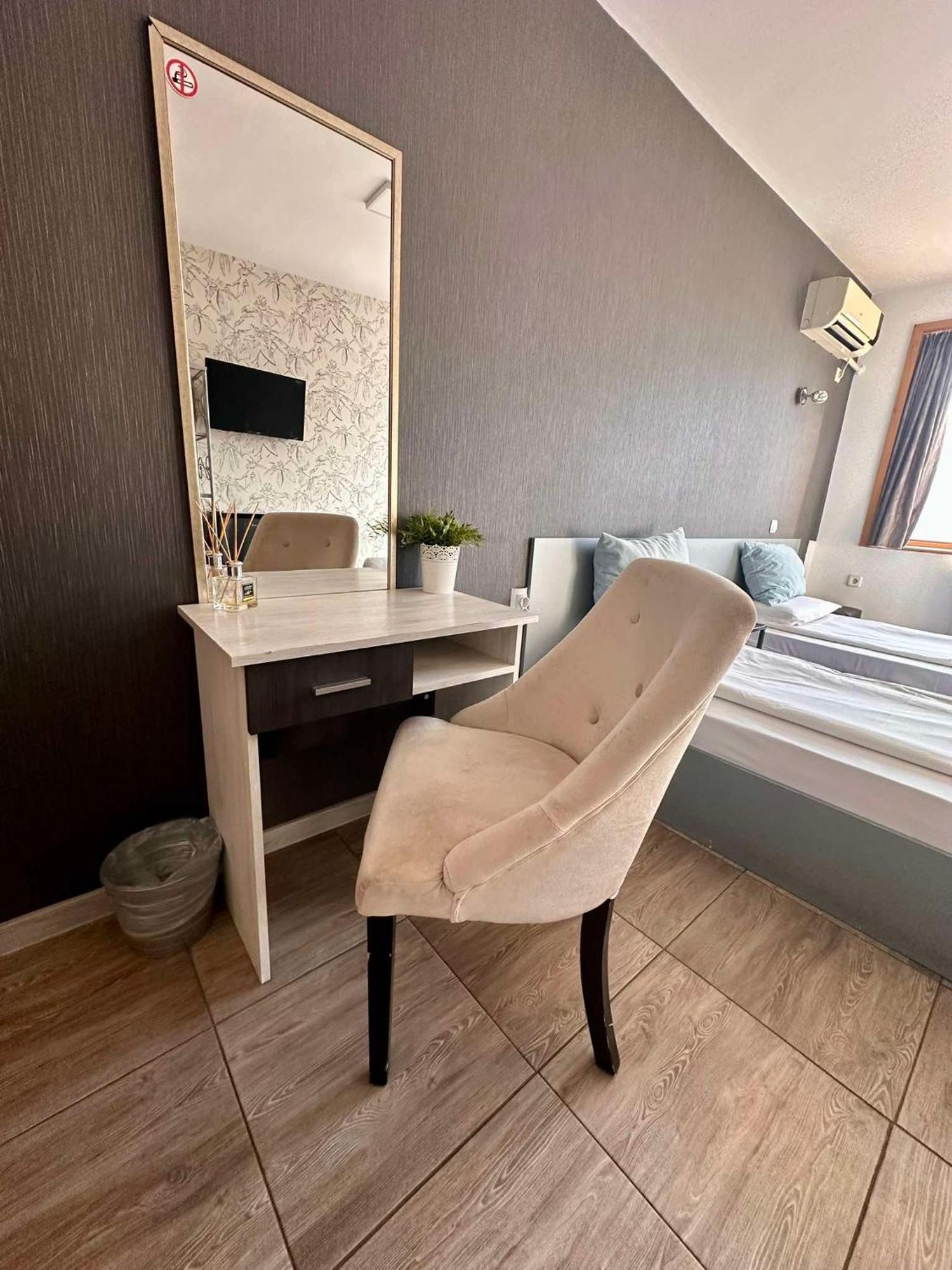 Family Hotel Amor روس المظهر الخارجي الصورة