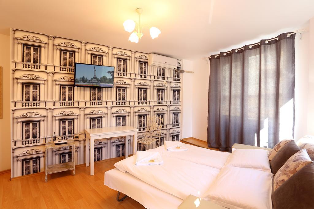 Family Hotel Amor روس المظهر الخارجي الصورة